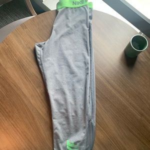 Nike leggings